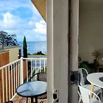 Bayview Waterfront Apartment Geelong