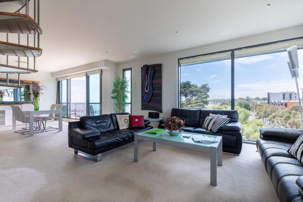 Waterfront Penthouse Apartment Geelong