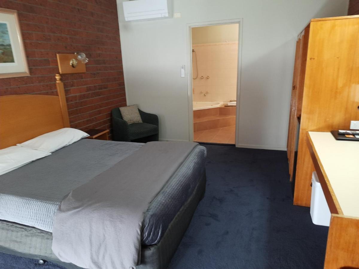 Abbotswood Motor 3* Geelong
