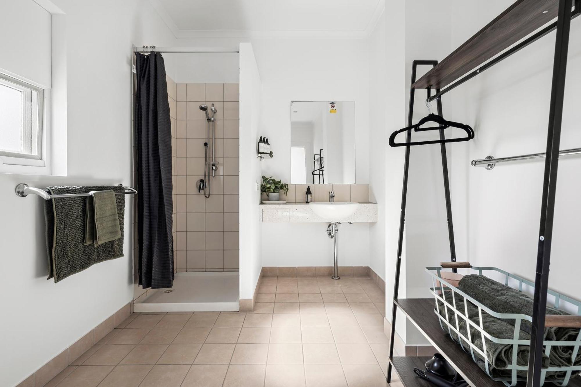 Guest house Myers Manor I Cbd