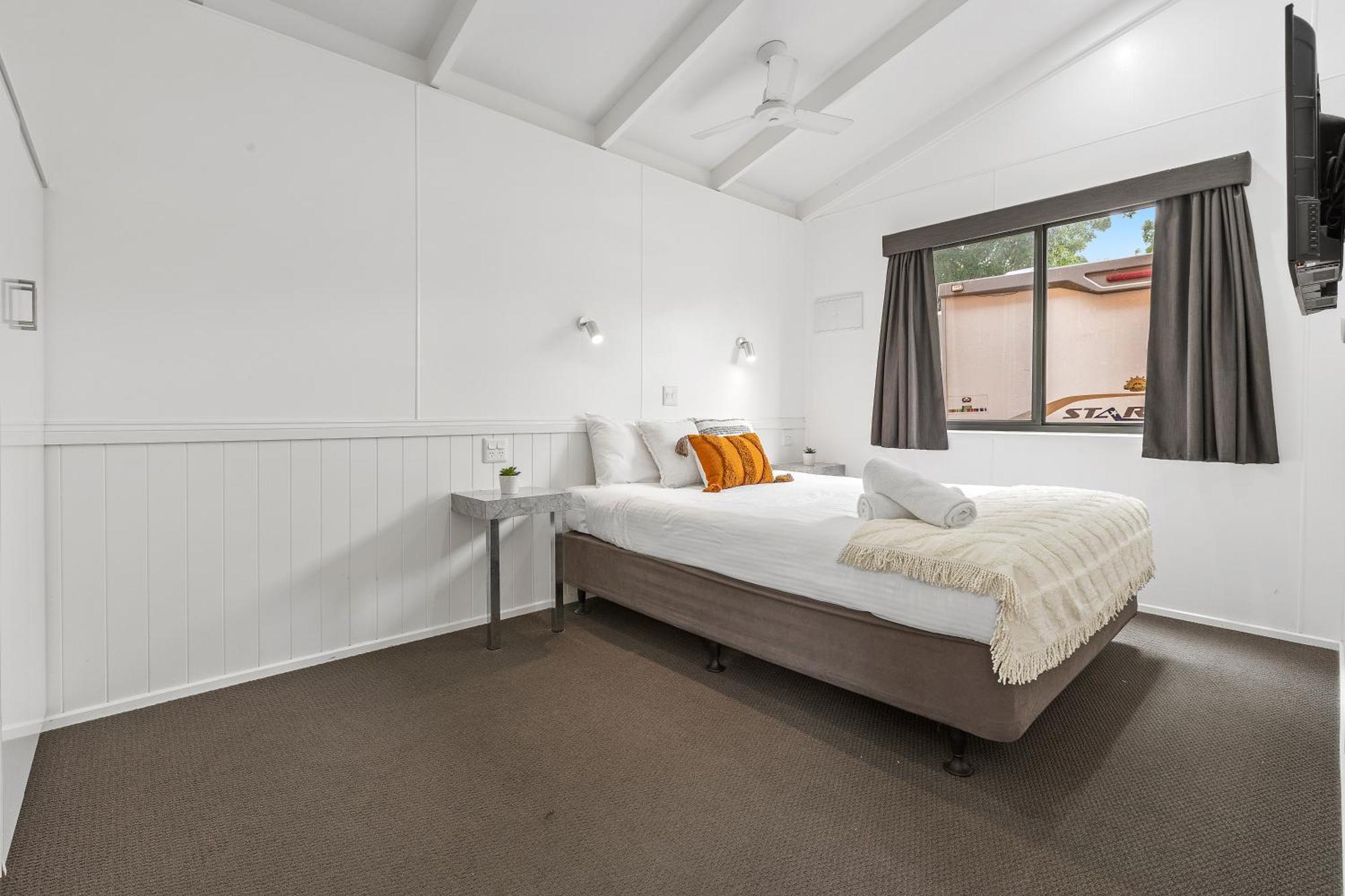 Tasman - 4*