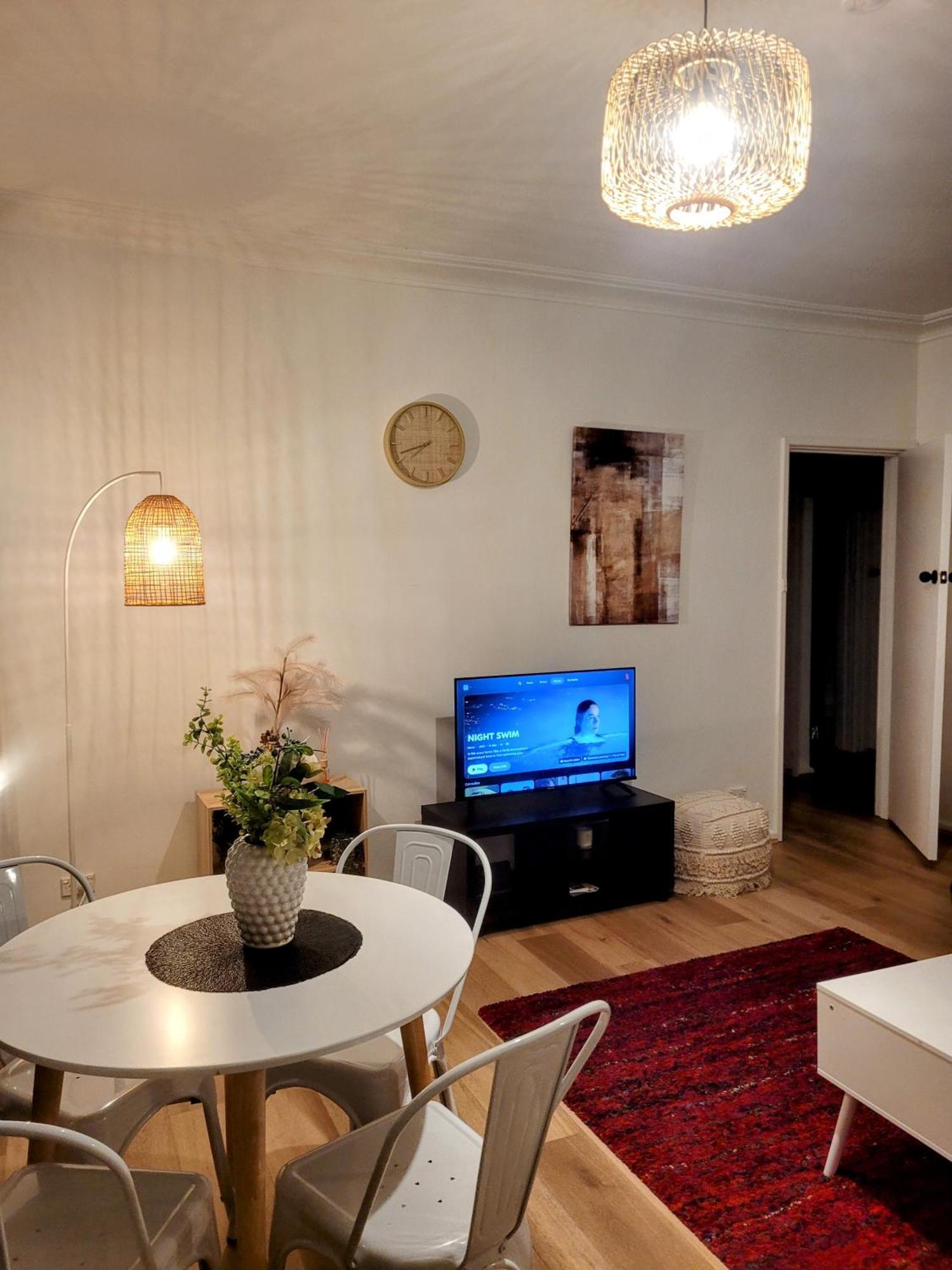 Bayview Waterfront Apartment