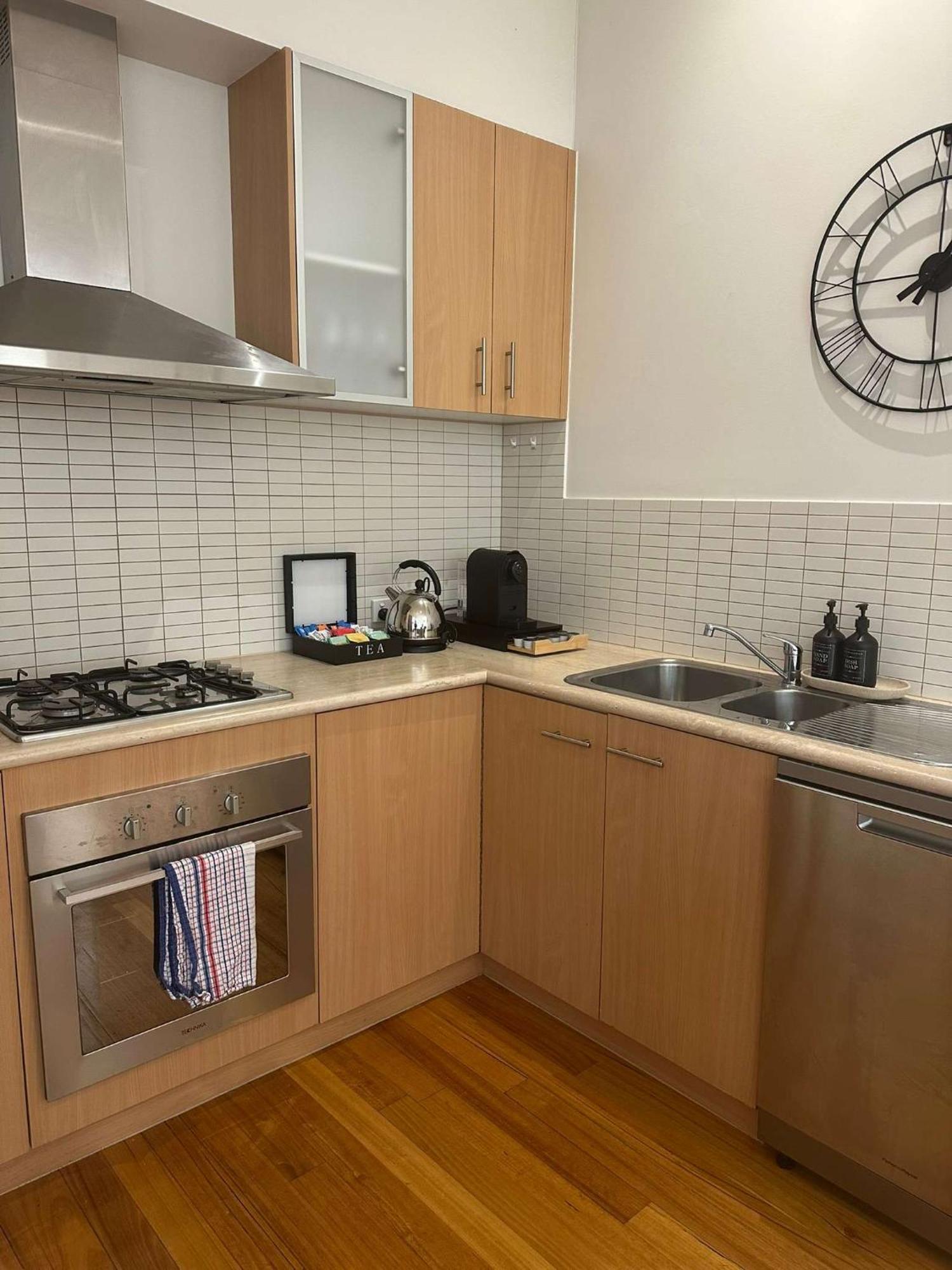 Retreat Sleeps 6 * Geelong