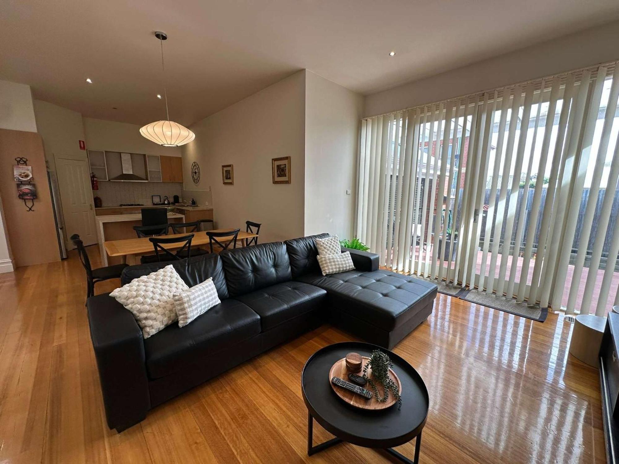 Retreat Sleeps 6 Geelong