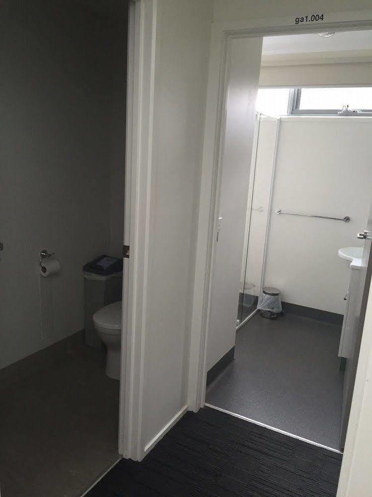 Deakin Units Hotel Geelong