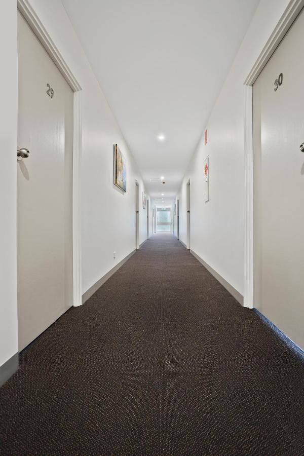 Parkside Motel