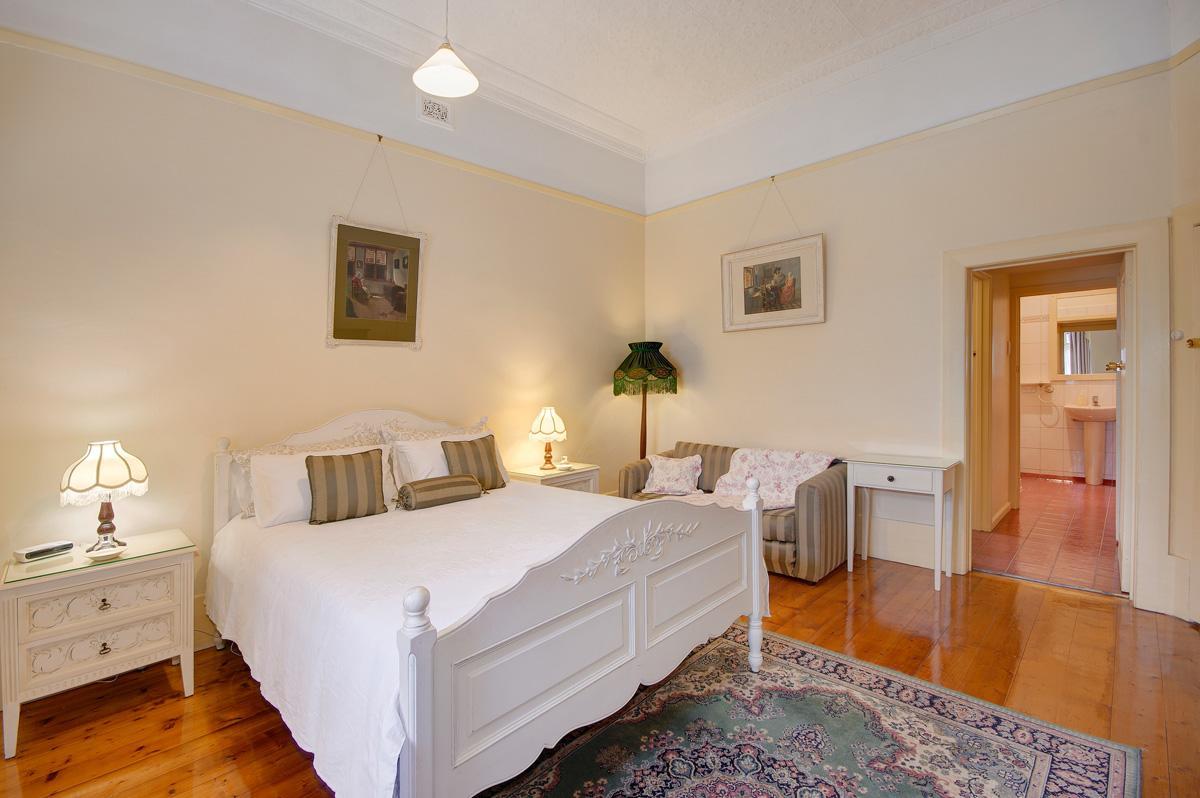Bed & Breakfast Ardara House Geelong